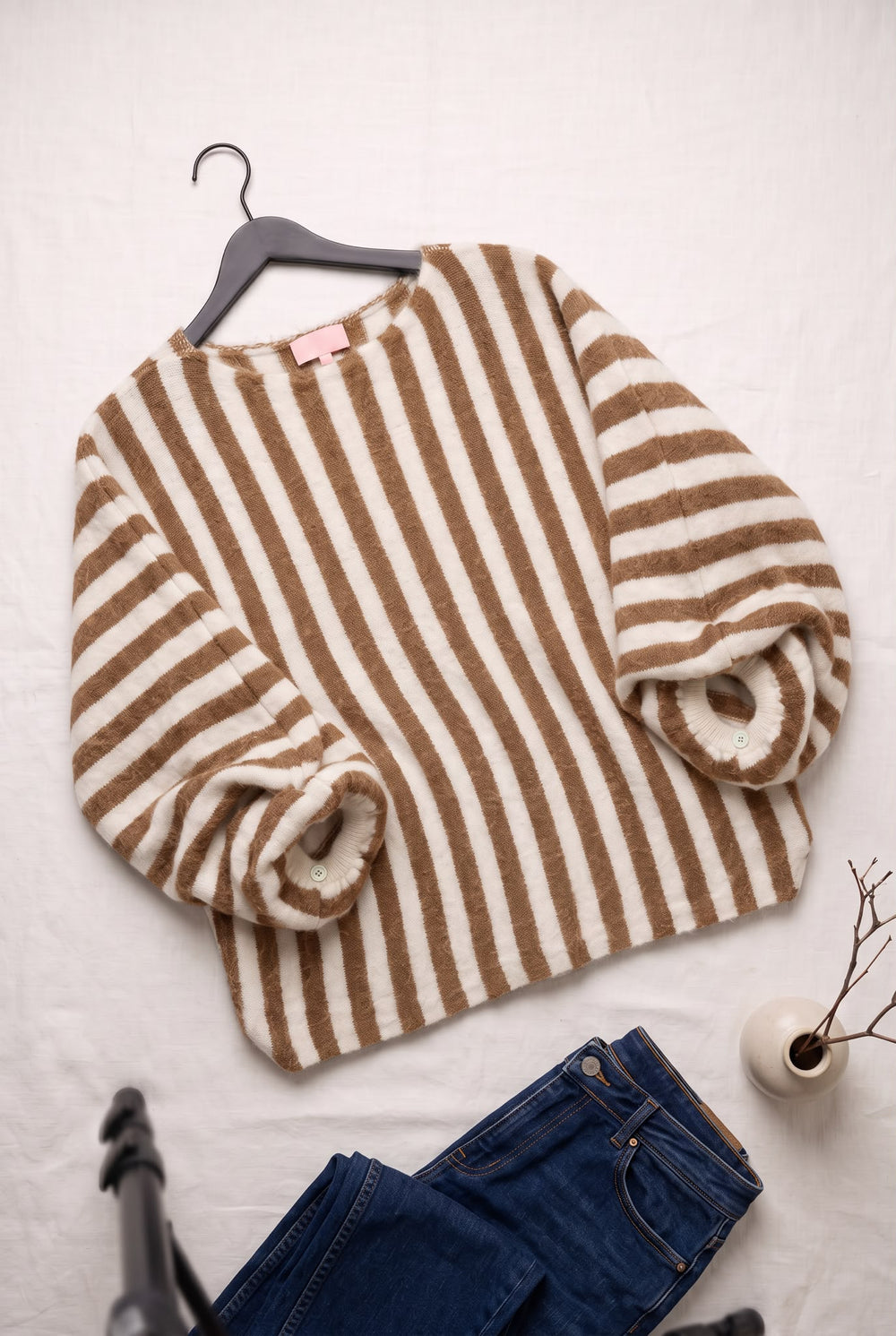 Pull en Laine et Alpaga Rayé à Col Bateau et Manches Bouffantes
