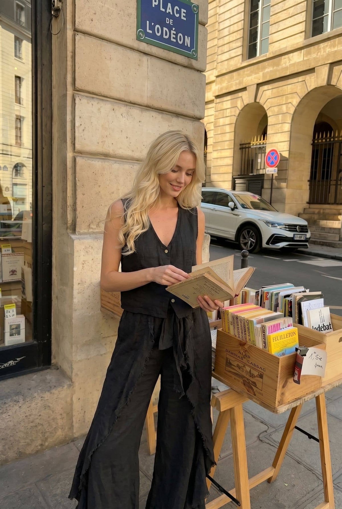 Pantalon En Lin Froufou Porté Avec Le Haut27385
