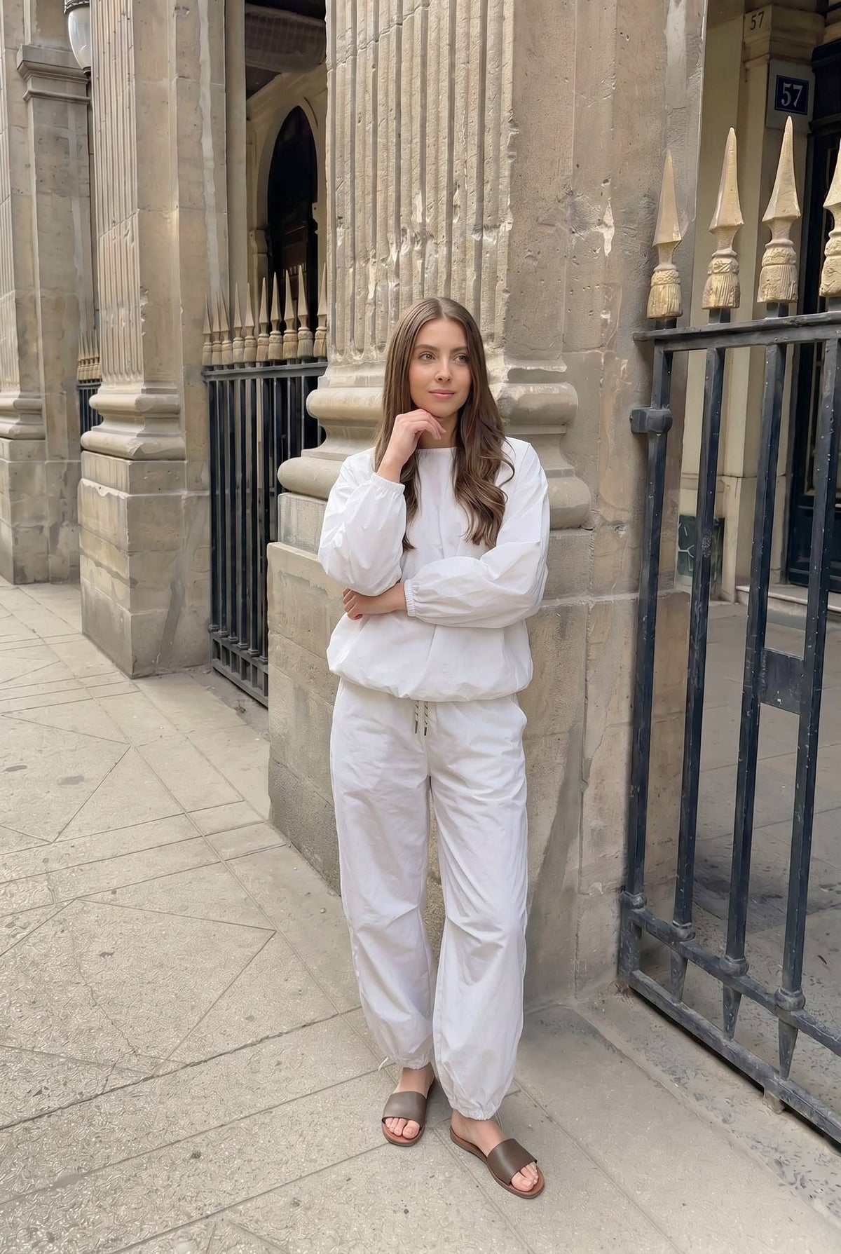 Pantalon Kaway Oversize Porté Avec Le Haut2406 Vendu Séparément