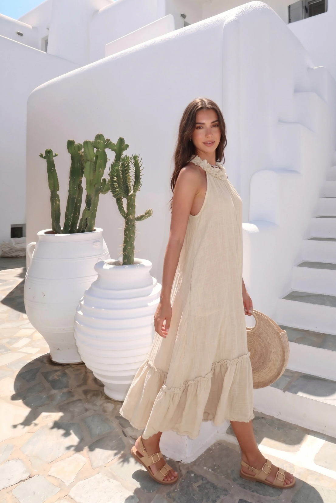 Robe Froufrou Au Col