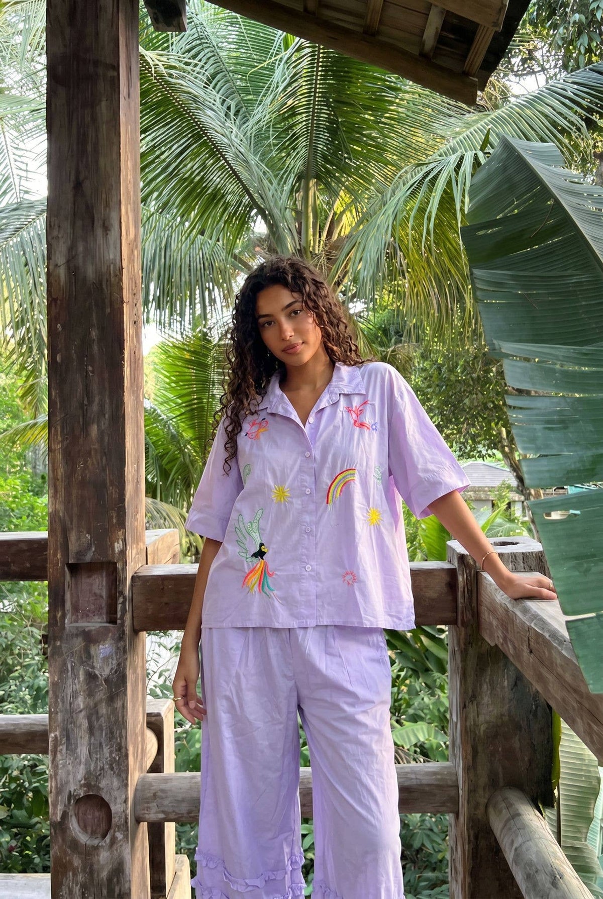 Haut Oversize Broderie Porté Avec Le Pantalon26952