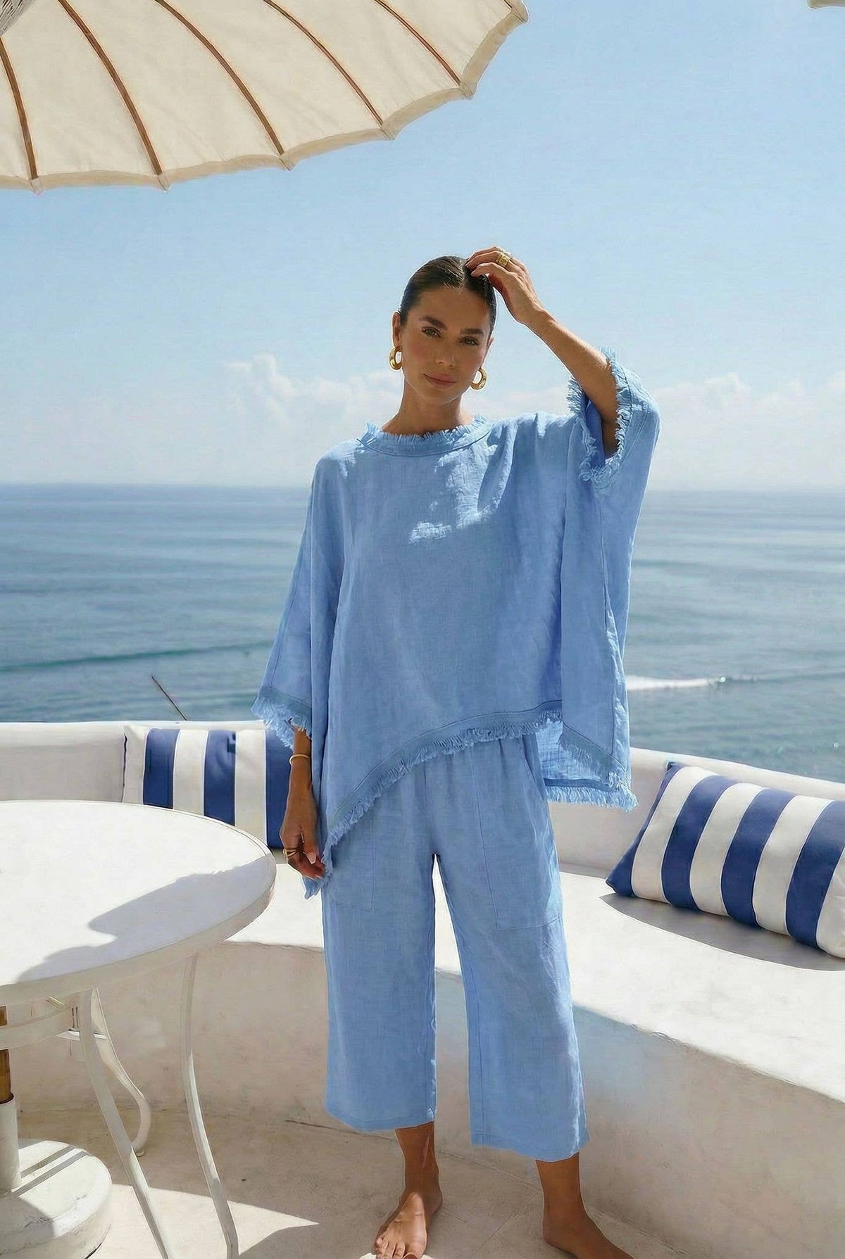 Haut Porté Avec Le Pantalon7530 Vendu Séparément