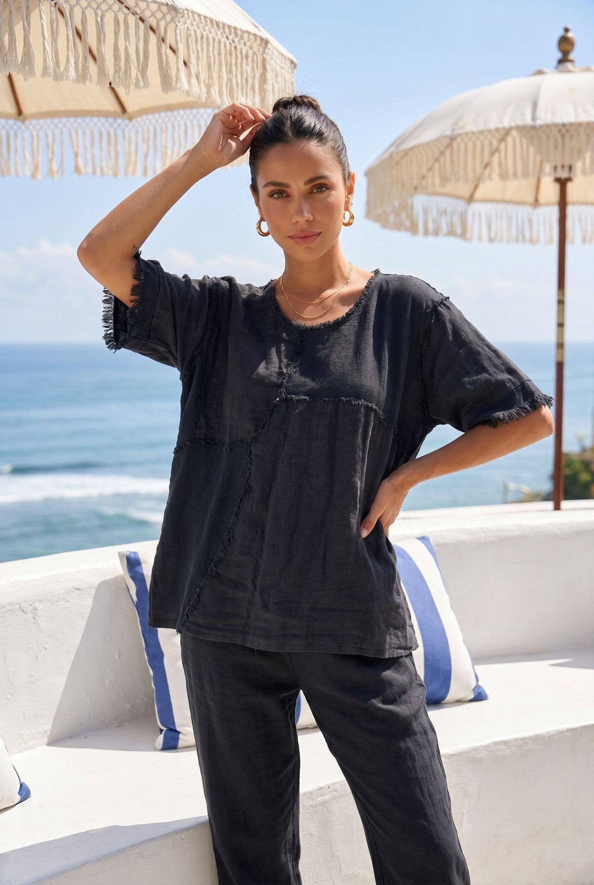 Haut Froufrou Porté Avec Le Pantalon1848 Vendu Séparément