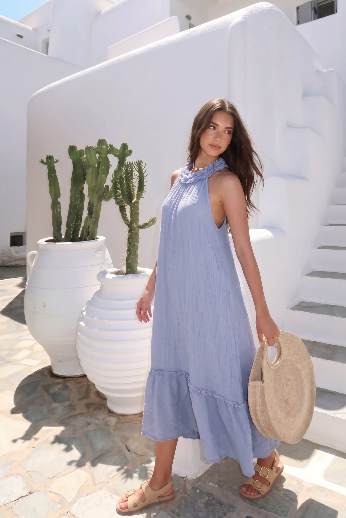Robe Froufrou Au Col