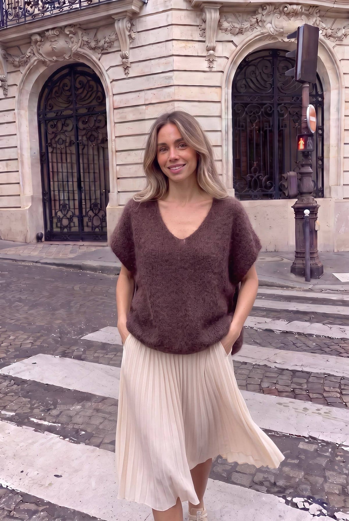 Pull Mohair sans manches oversize col V - INCERTAINES