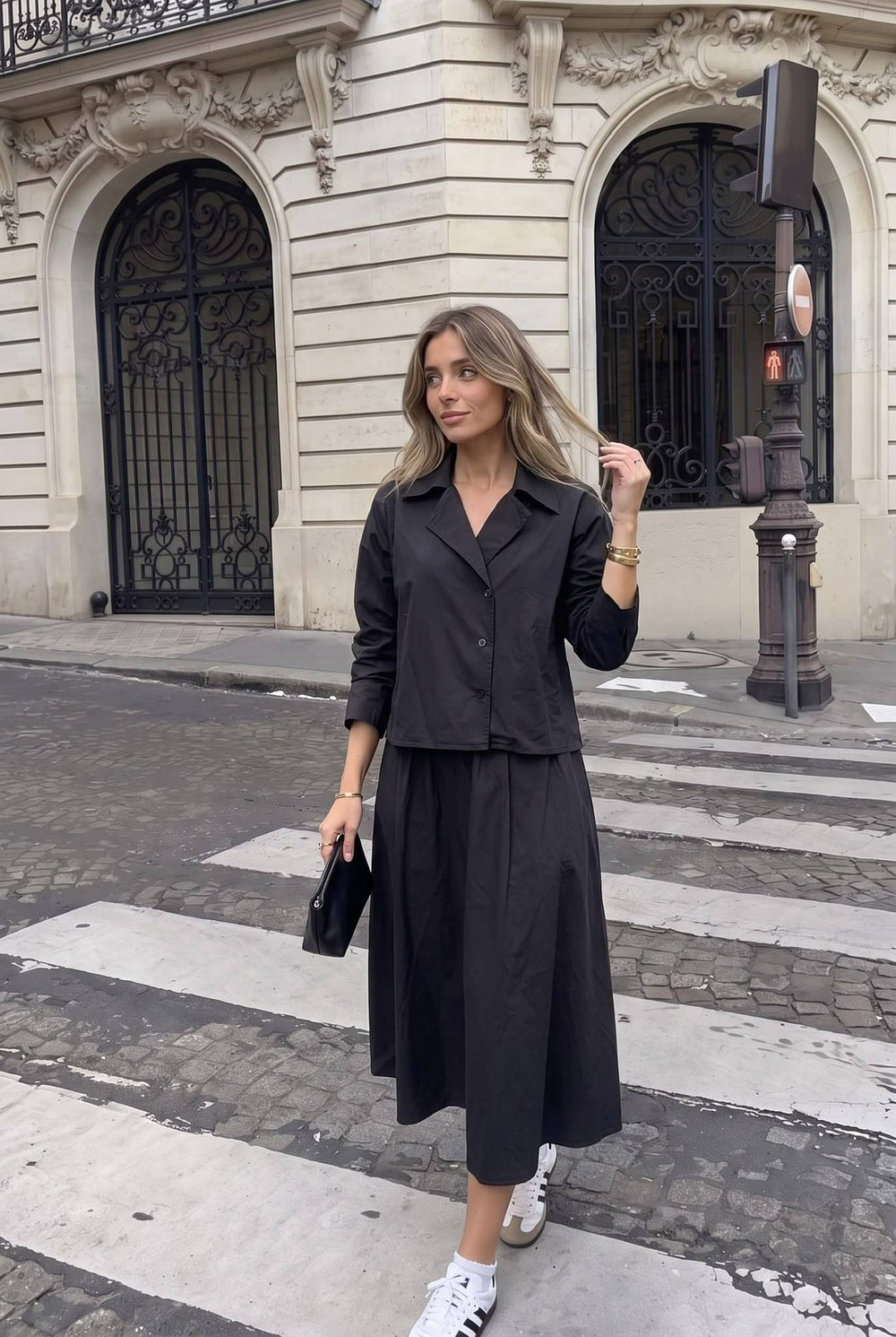 Chemise Popeline Portée Avec La Jupe10289 Vendu Séparément