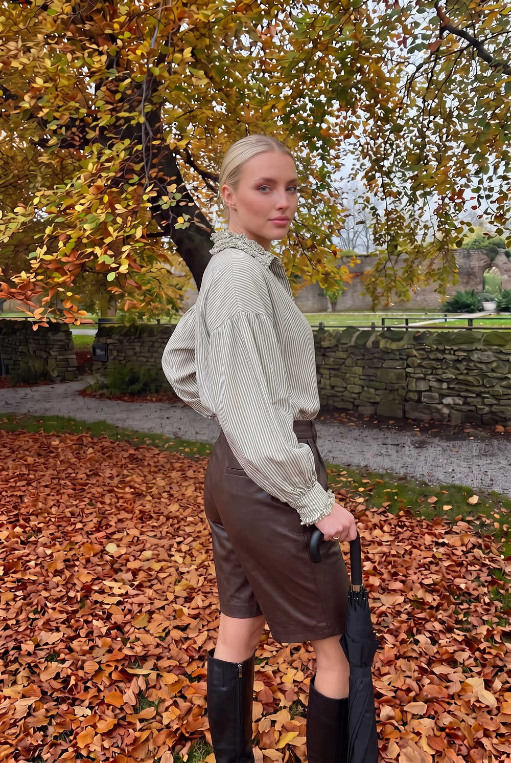 Chemise en Coton Rayée à Col Effilochés