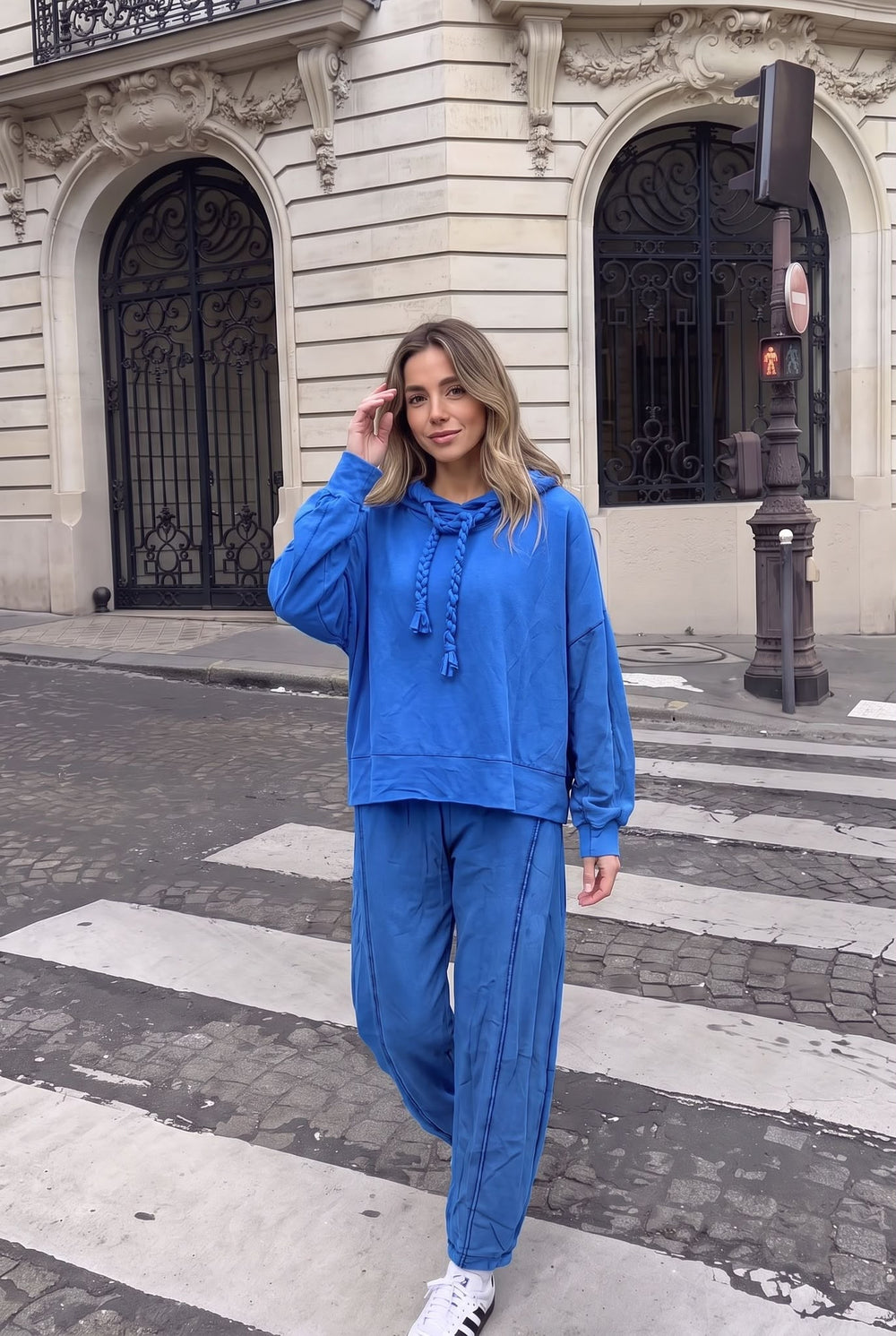Haut Sweat en Coton à Capuche et Cordons Tressés
