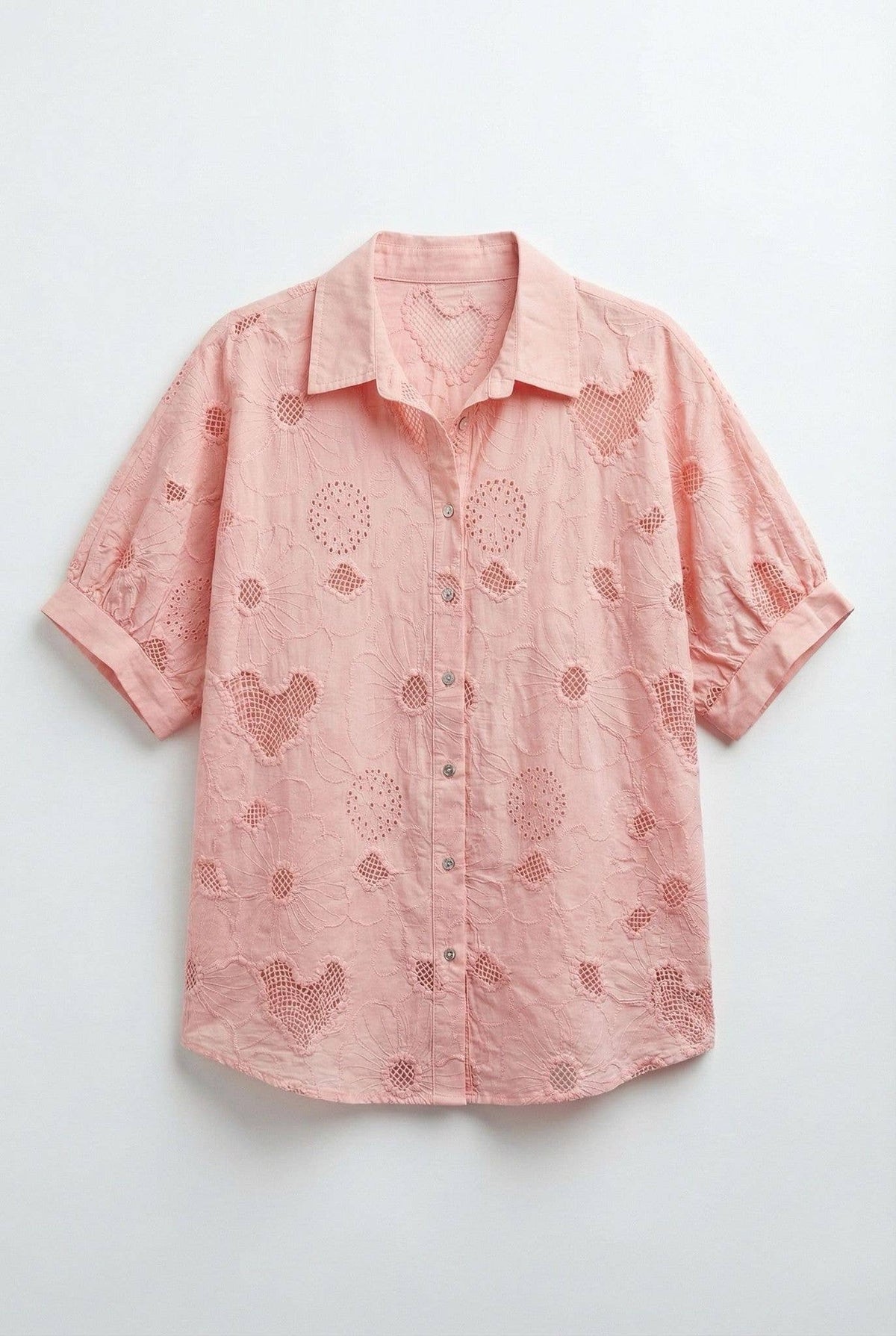 Chemise13361 Manche Courte À Broderie Porté Avec Le Pantalon